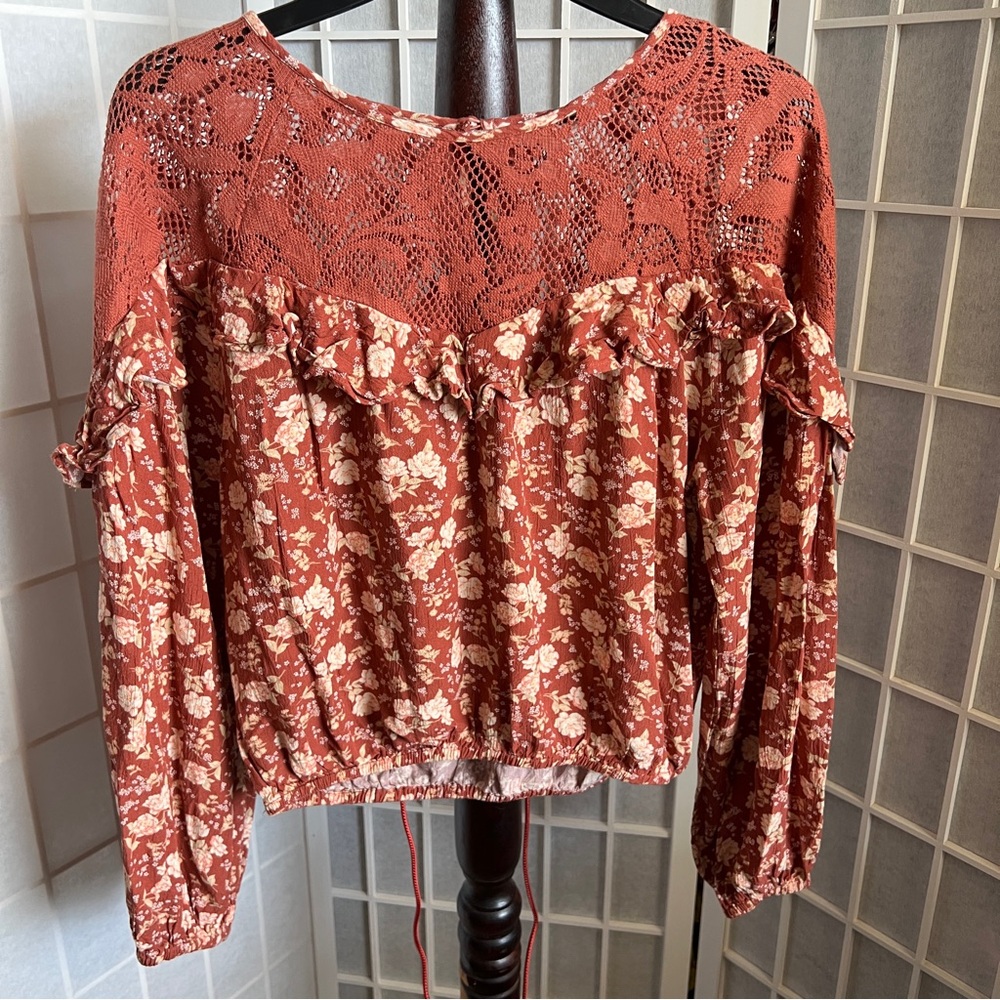 American Eagle Outfitters Rust Floral Lace Blouse